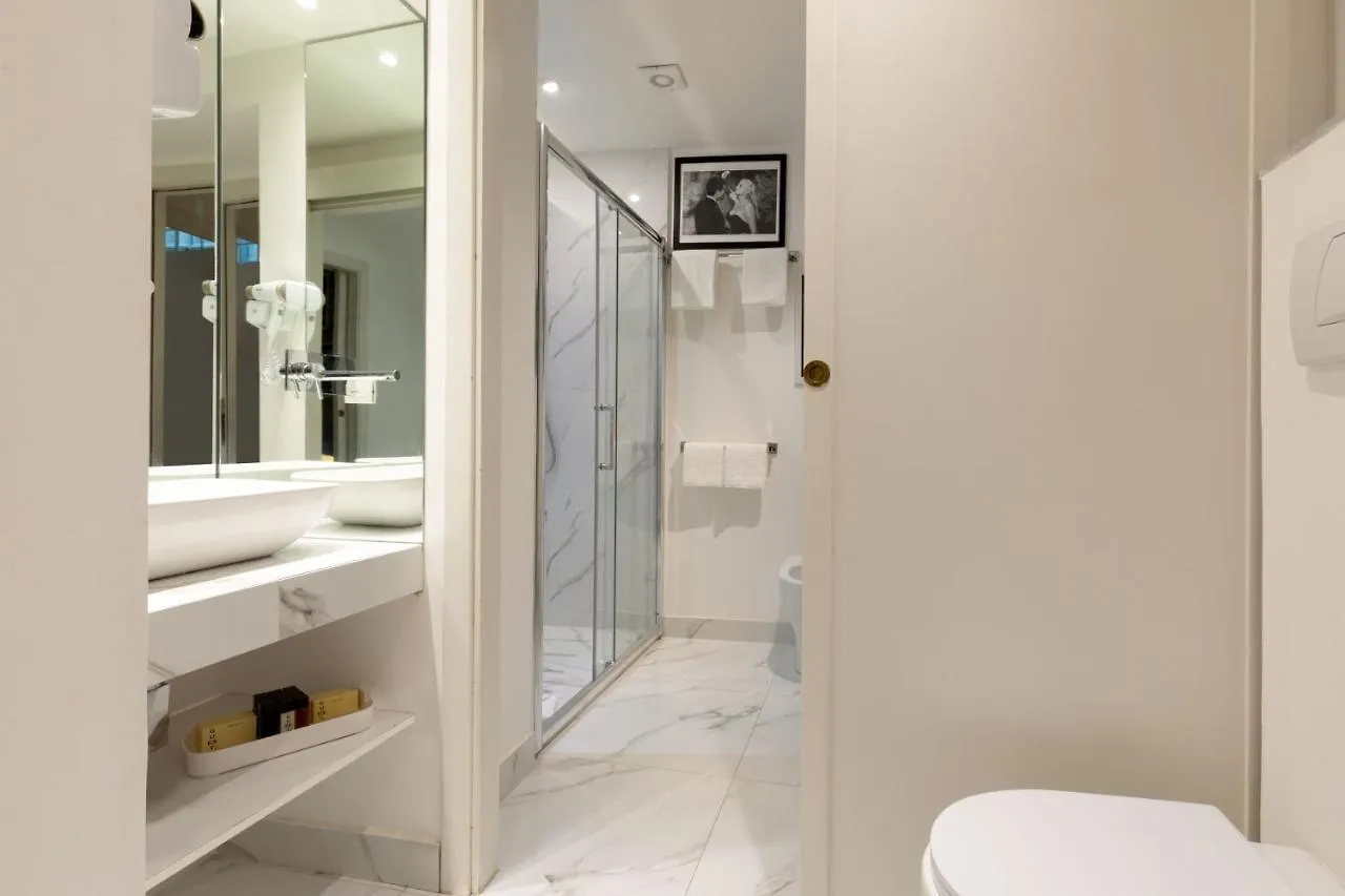 Piazza Di Spagna Moda Luxury Apartment Rome Italy